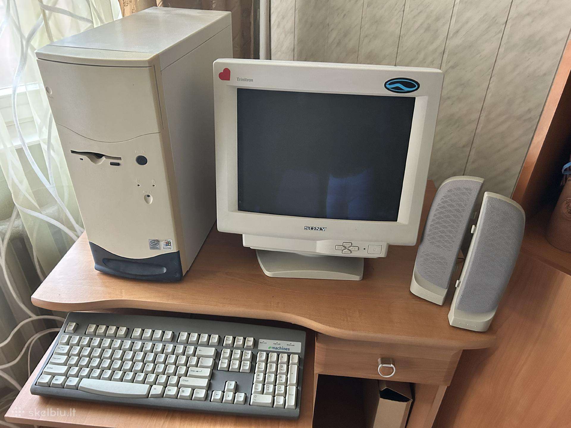 Parduodu retro kompiuterinį rinkinuką