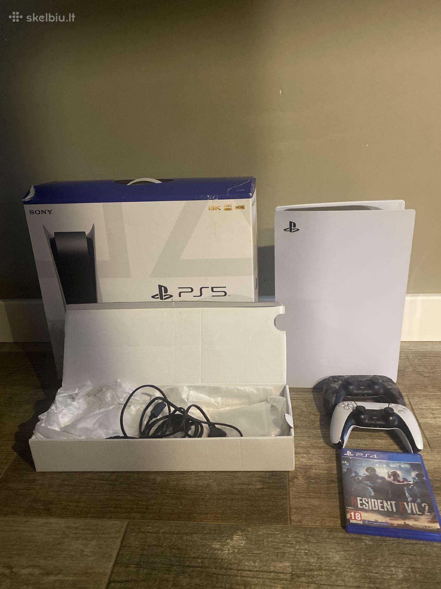 Sony Playstation 5 Disc Edition + 2 pulteliai