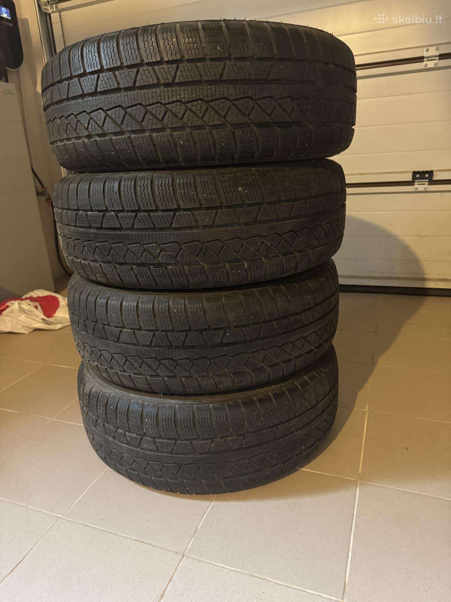 Volvo Xc90 Ratlankiai su padangom R18