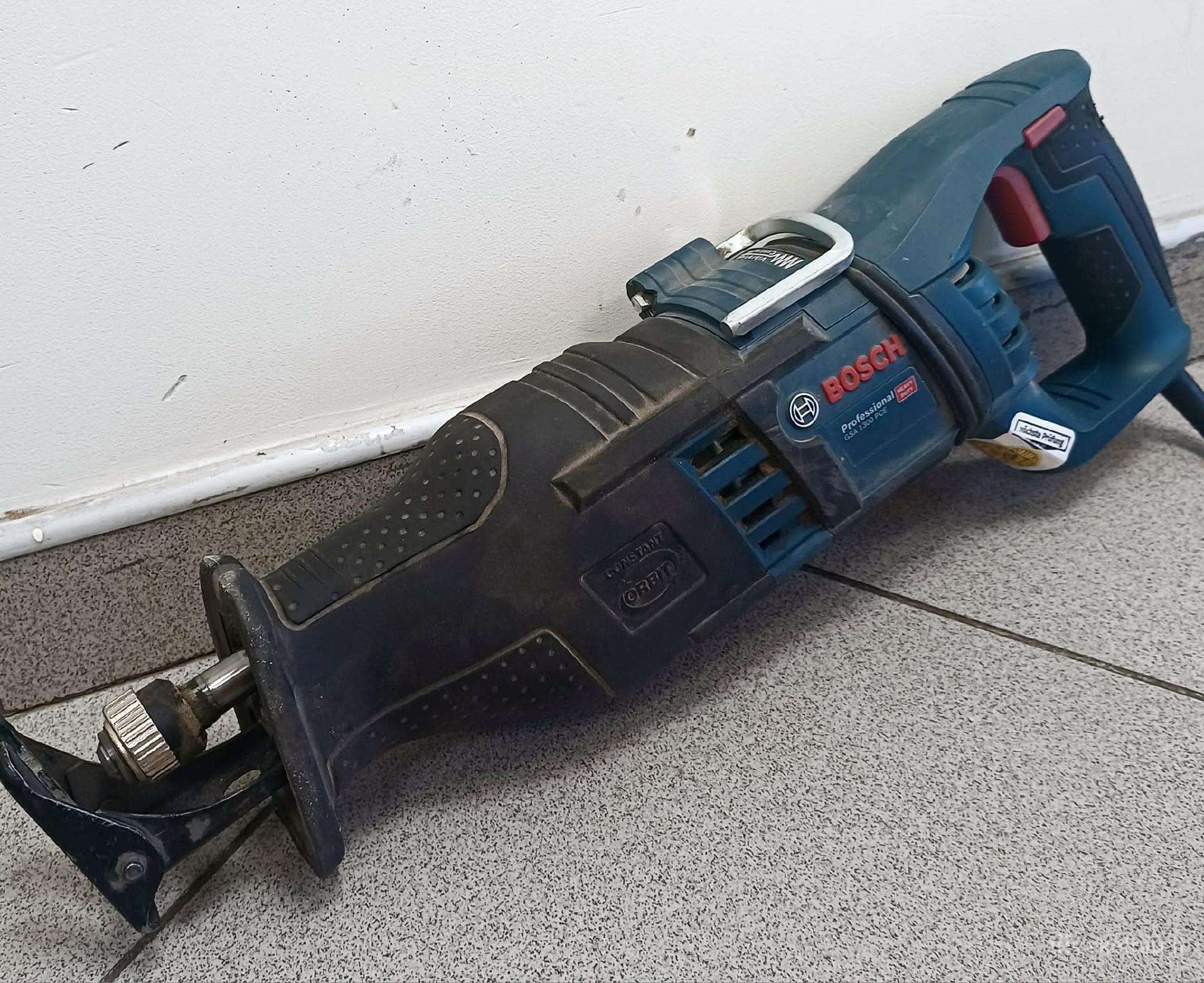 Tiesinis pjūklas Bosch Gsa 1300 Pce