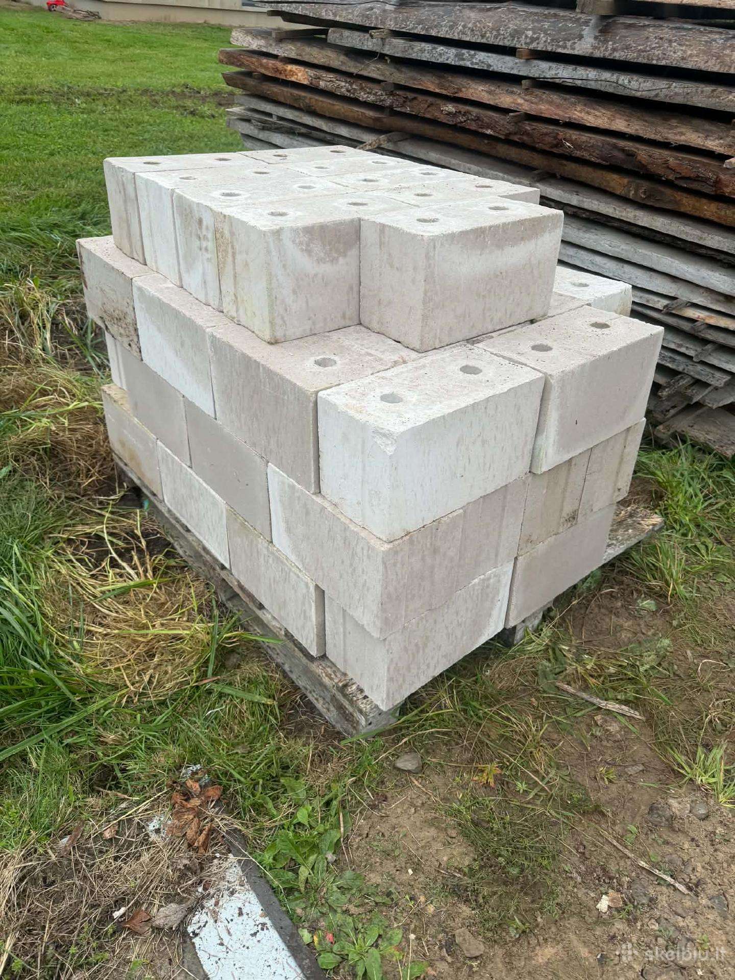 Arko blokeliai M18