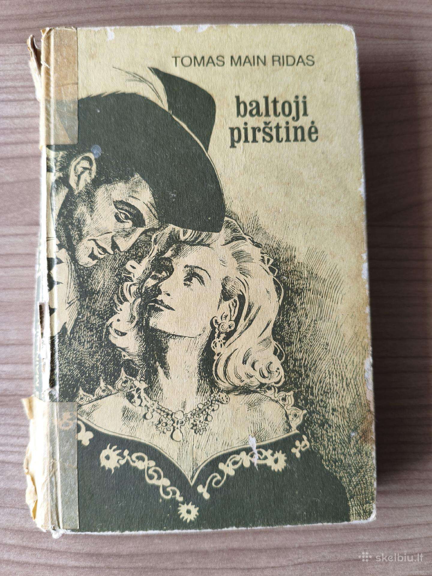 Tomas Main Ridas "Baltoji pirštinė"