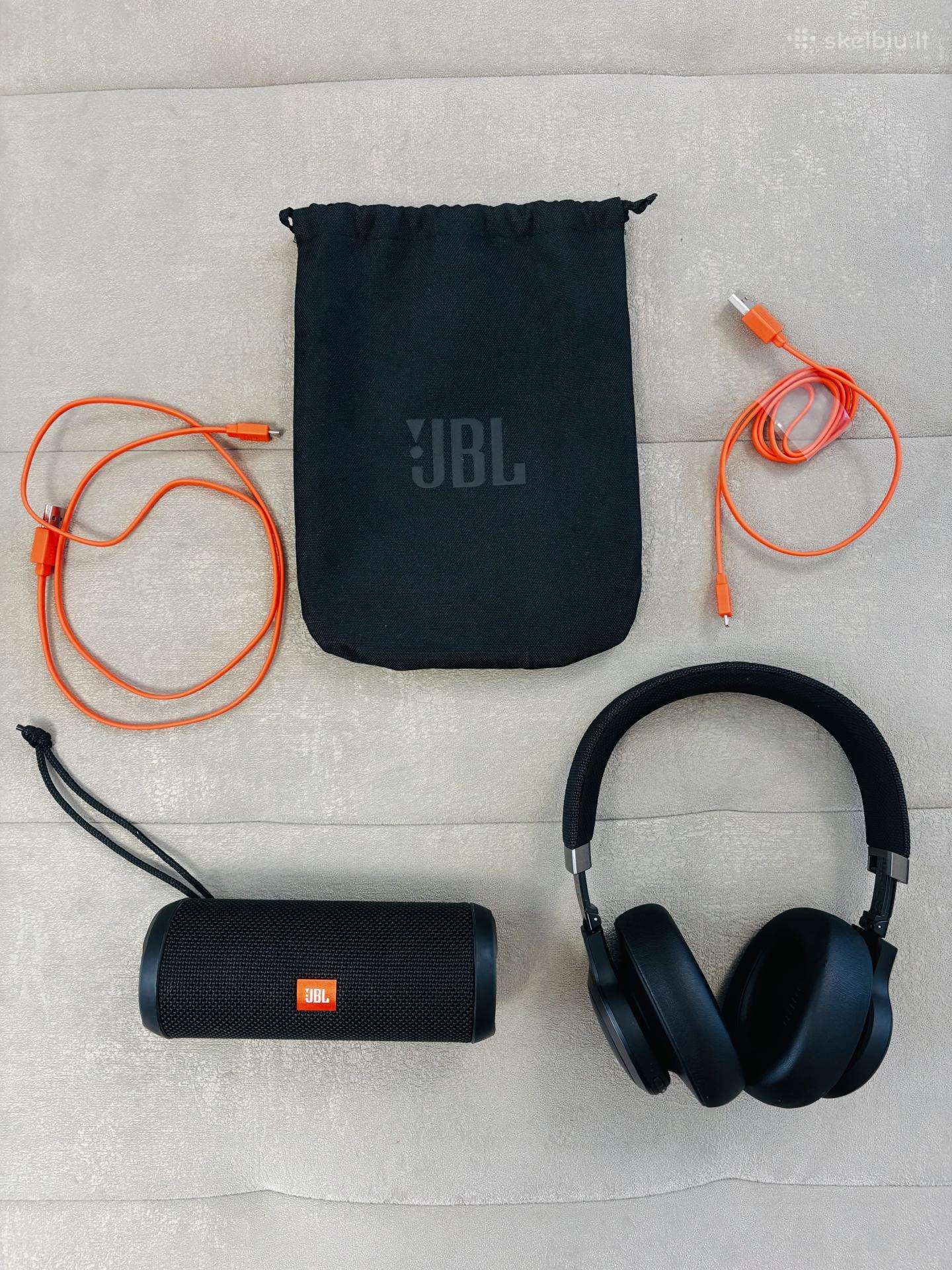 Komplektas Jbl kolonele ir Jbl ausines