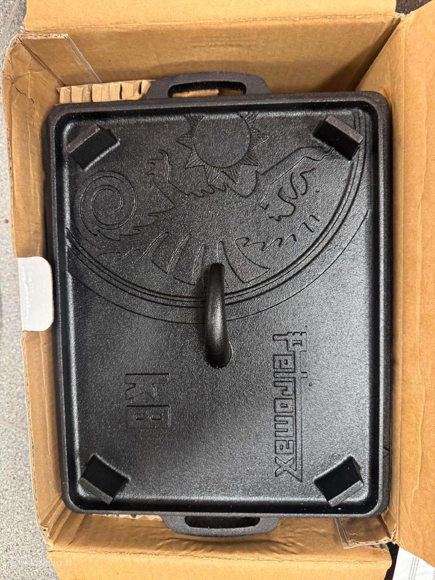 Naujas „Petromax K8“ ketaus kepimo indas