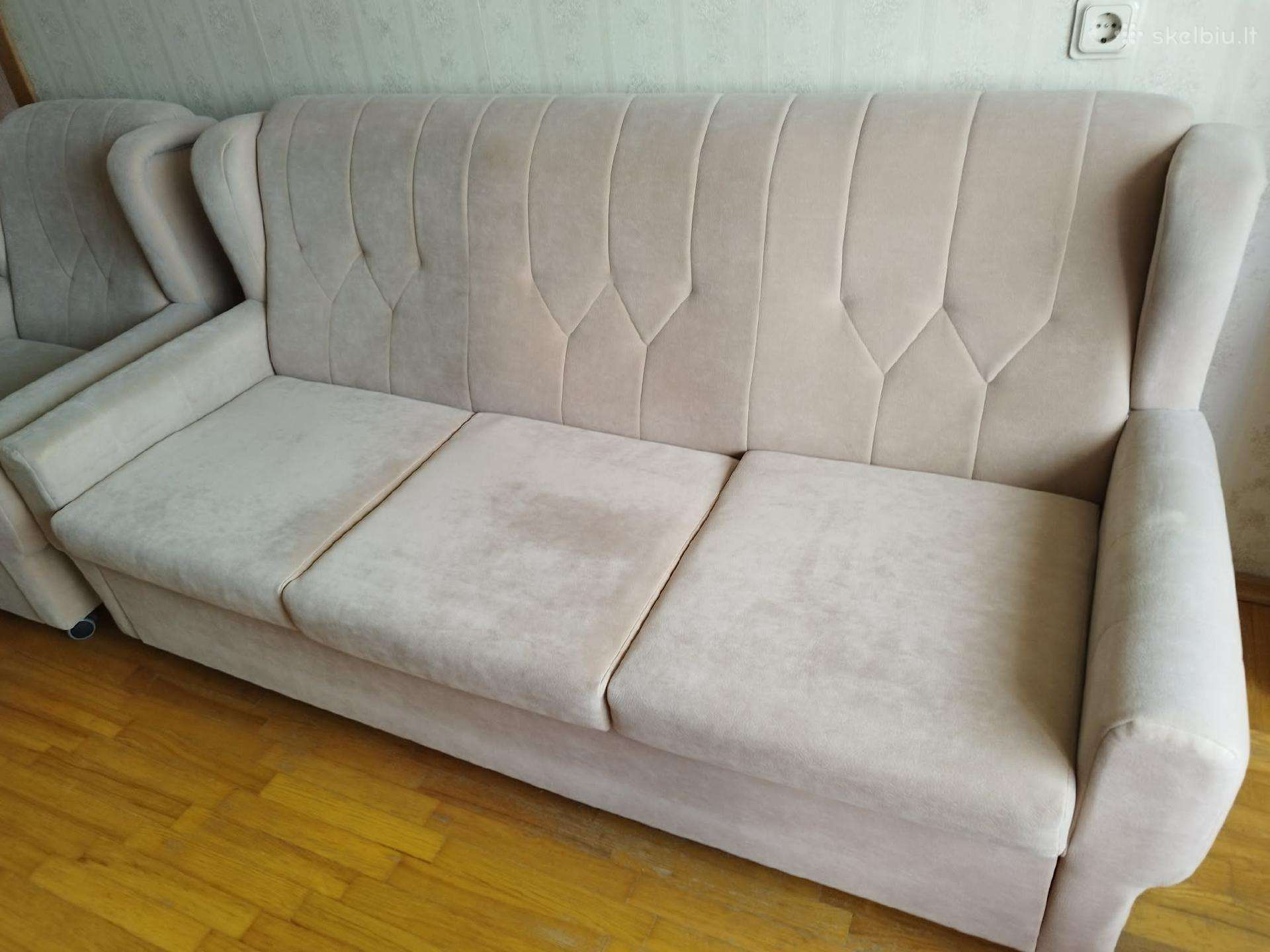Sofa-lova su dviejais foteliais