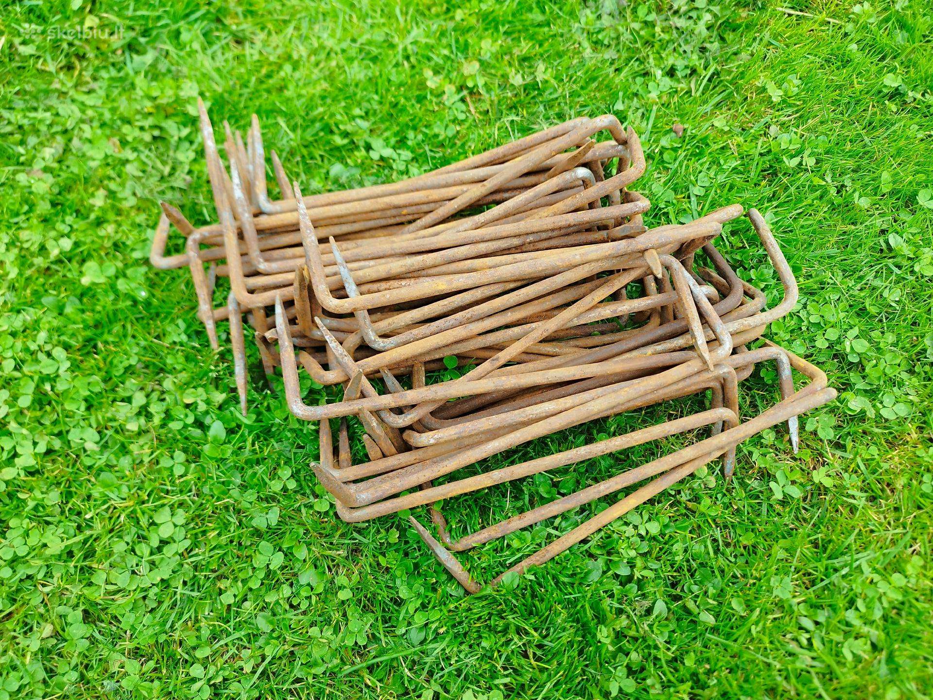 Metalinės smeigės medinėms konstrukcijoms 20 cm
