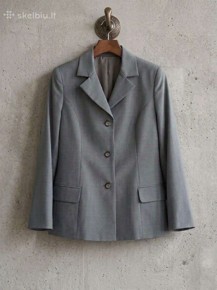 Elegantiškas dūminės mėlynos spalvos kostiumelis