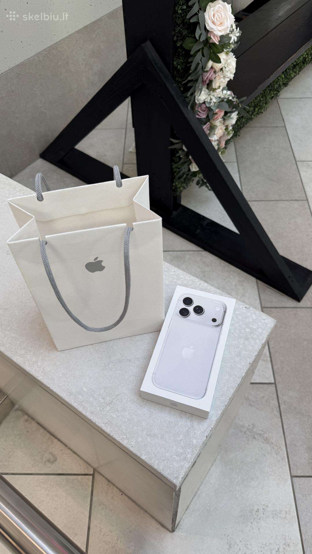 iPhone 18 pro 256gb