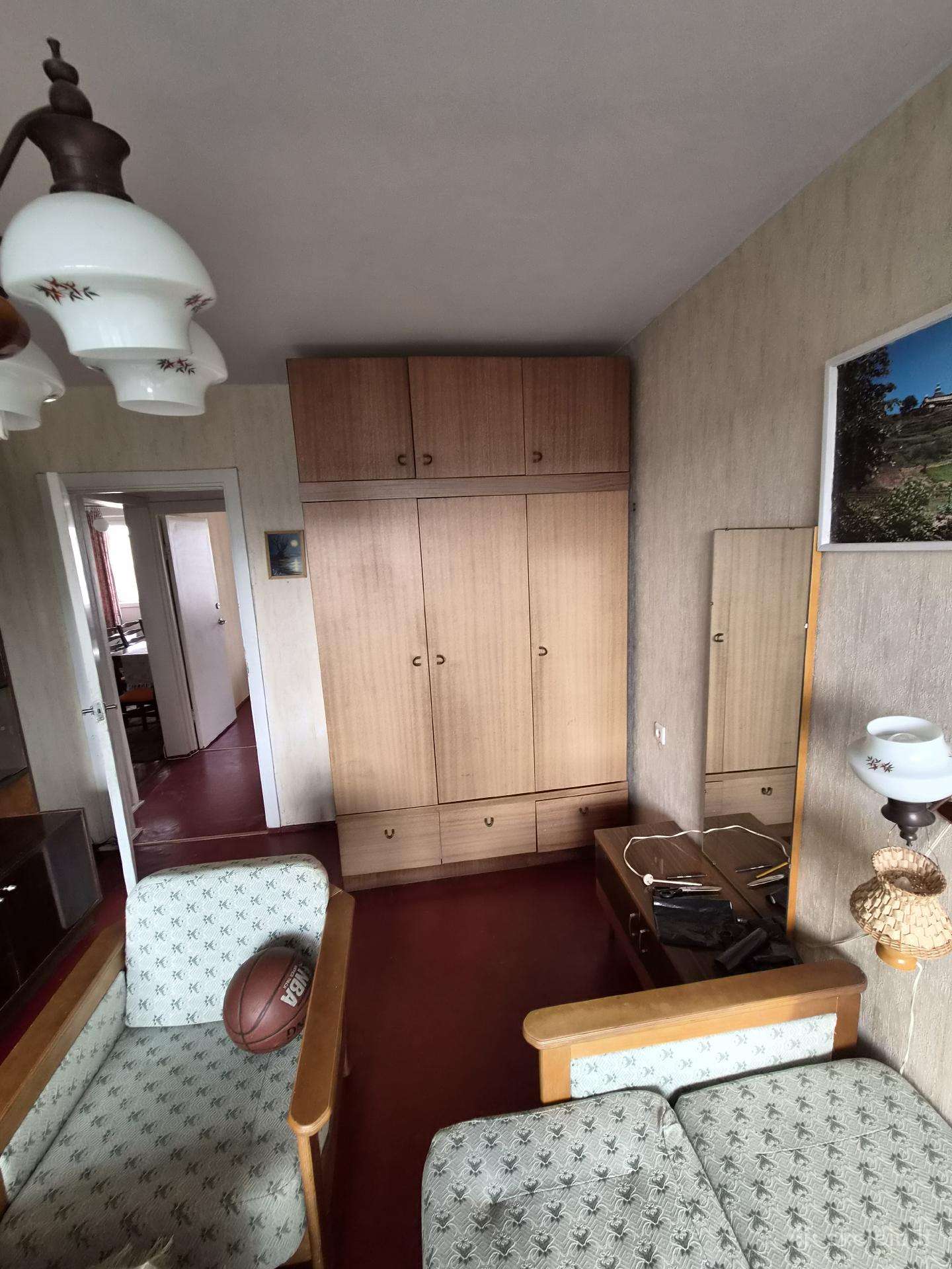 Dovanoju mediena baldai