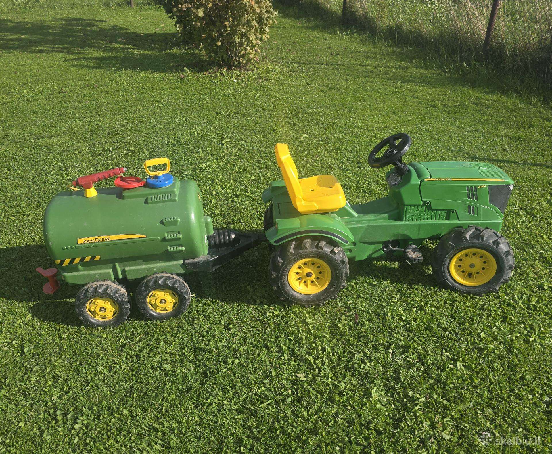 Vaikiškas minamas John Deere traktoriukas