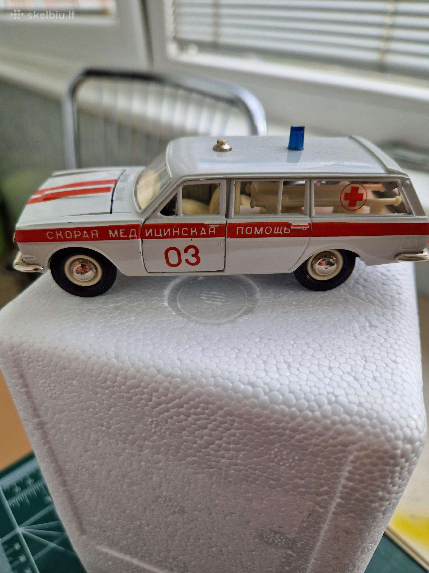 Ussr 1/43 Volga А24.