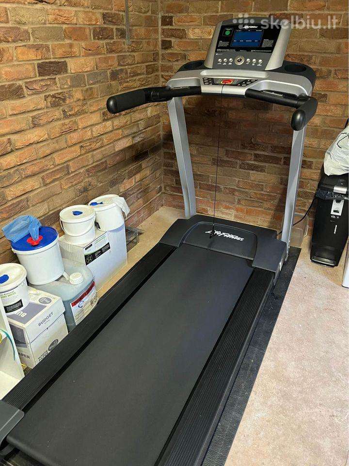 Bėgimo takelis Life Fitness F3