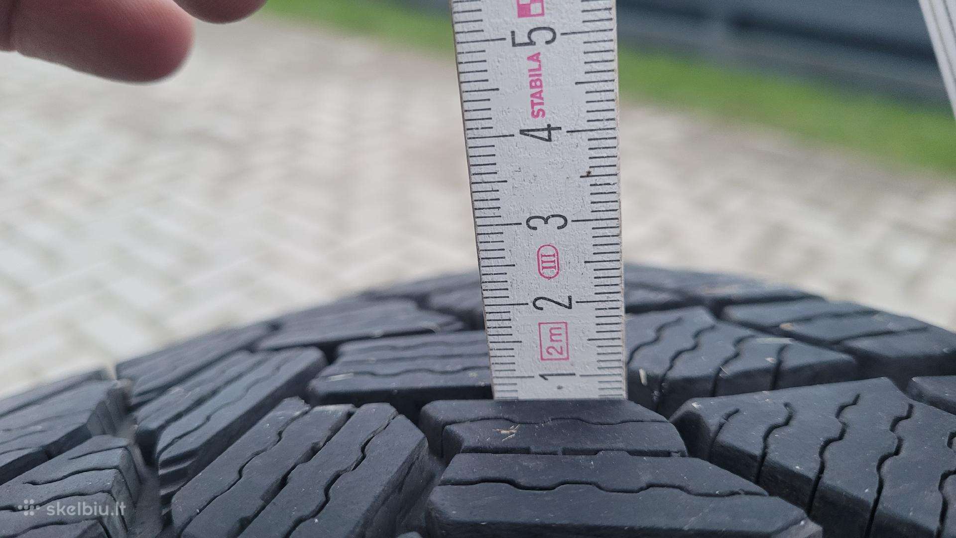 R16 padangos su Subaru ratlankiais