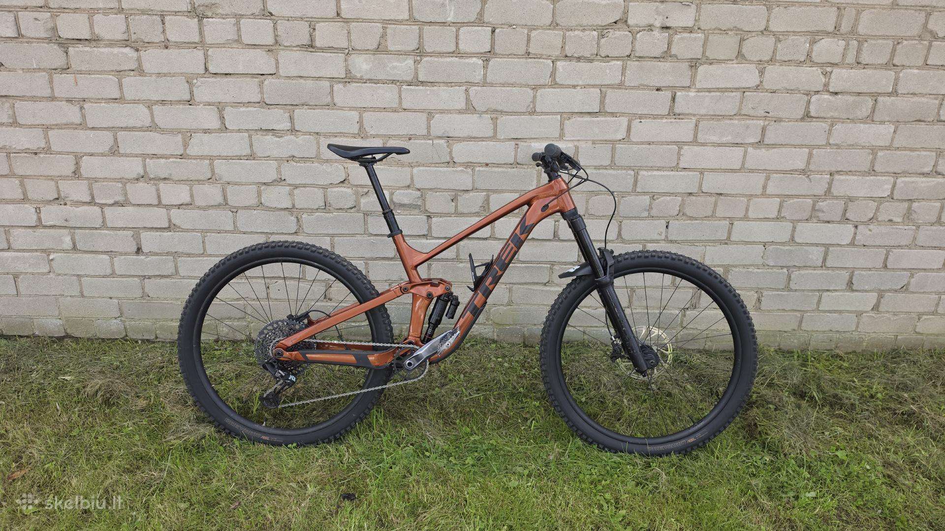 Trek Slash 8 5gen GX L 29 MTB Dh dviratis