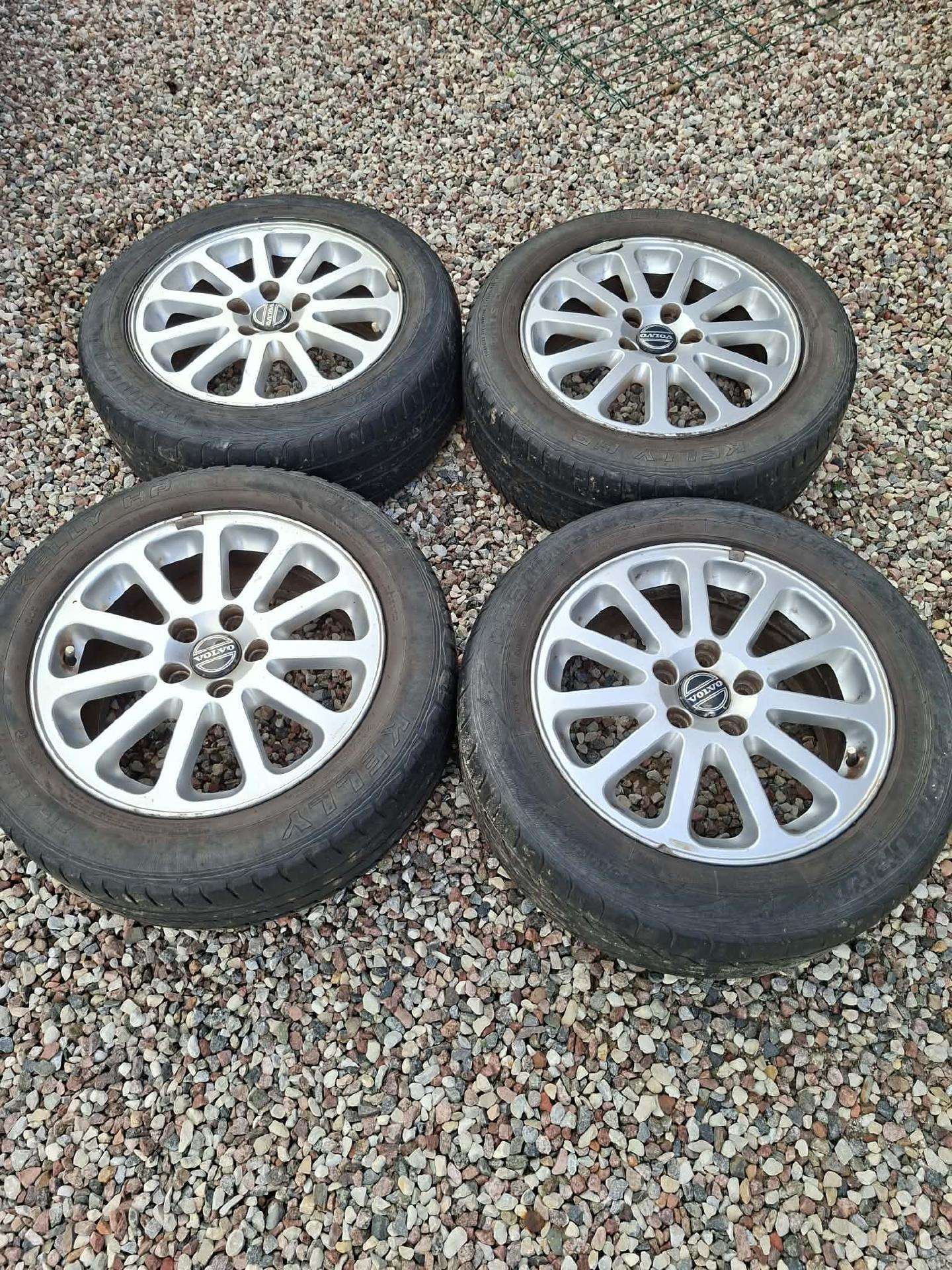 Volvo ratlankiai r16