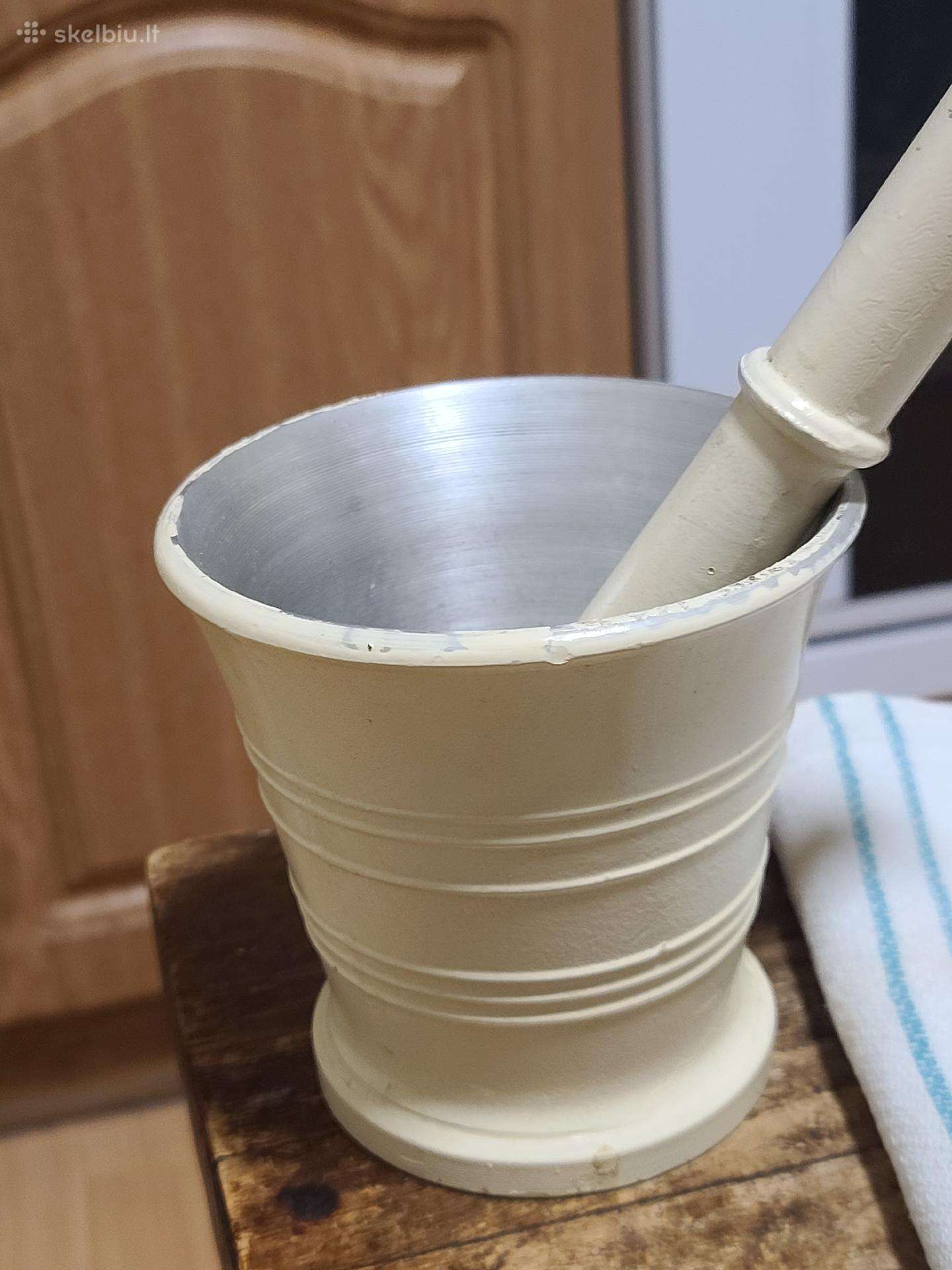 Grūstuvė metalinė vintažas