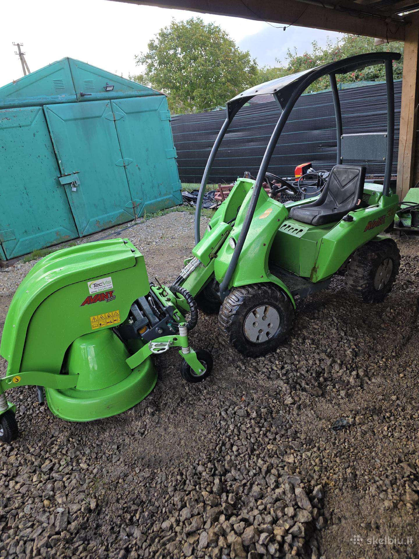 AVANT 220, mini loaders