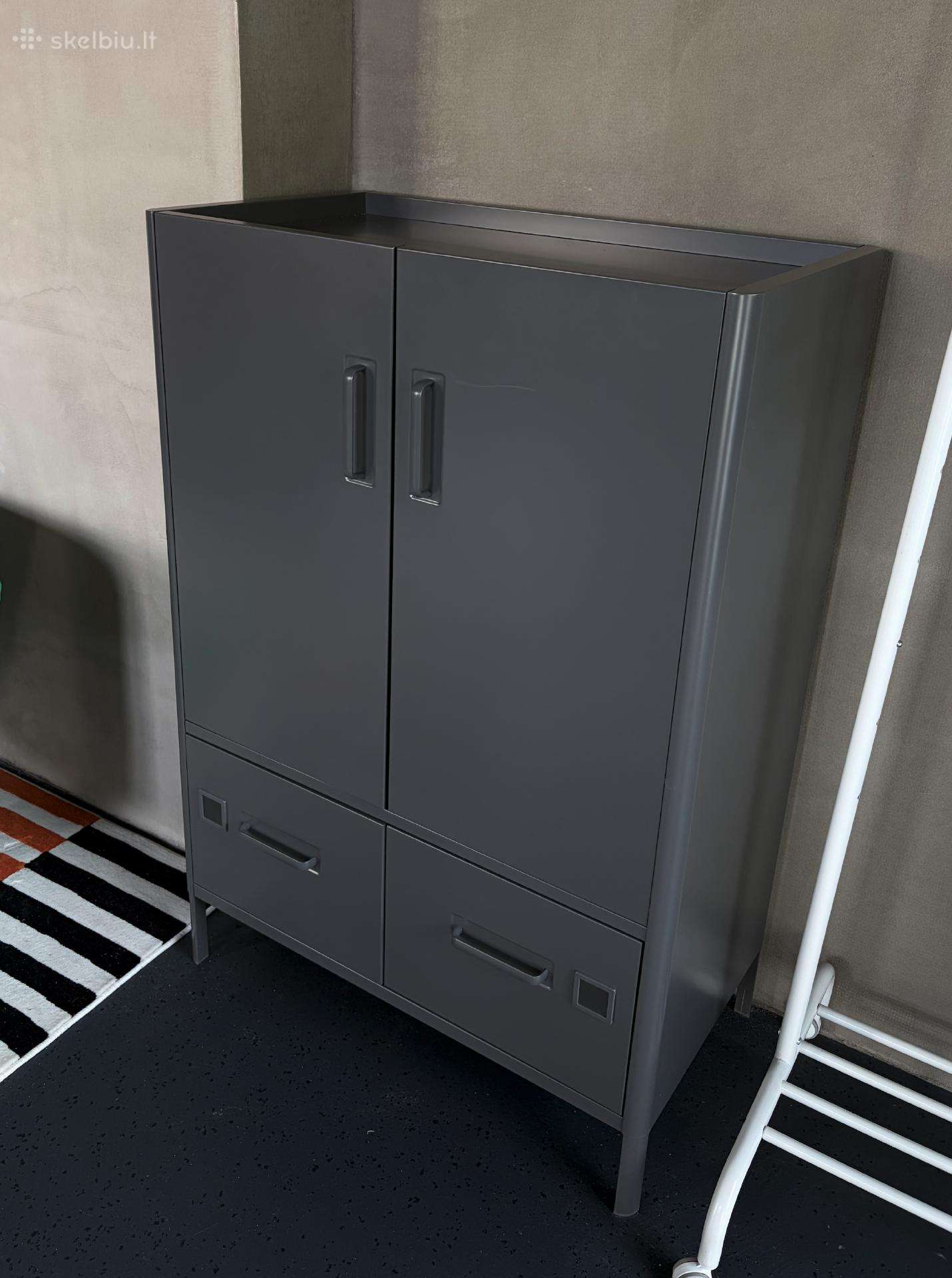 Ikea Idsen spintelė su durelėmis ir stalčiais