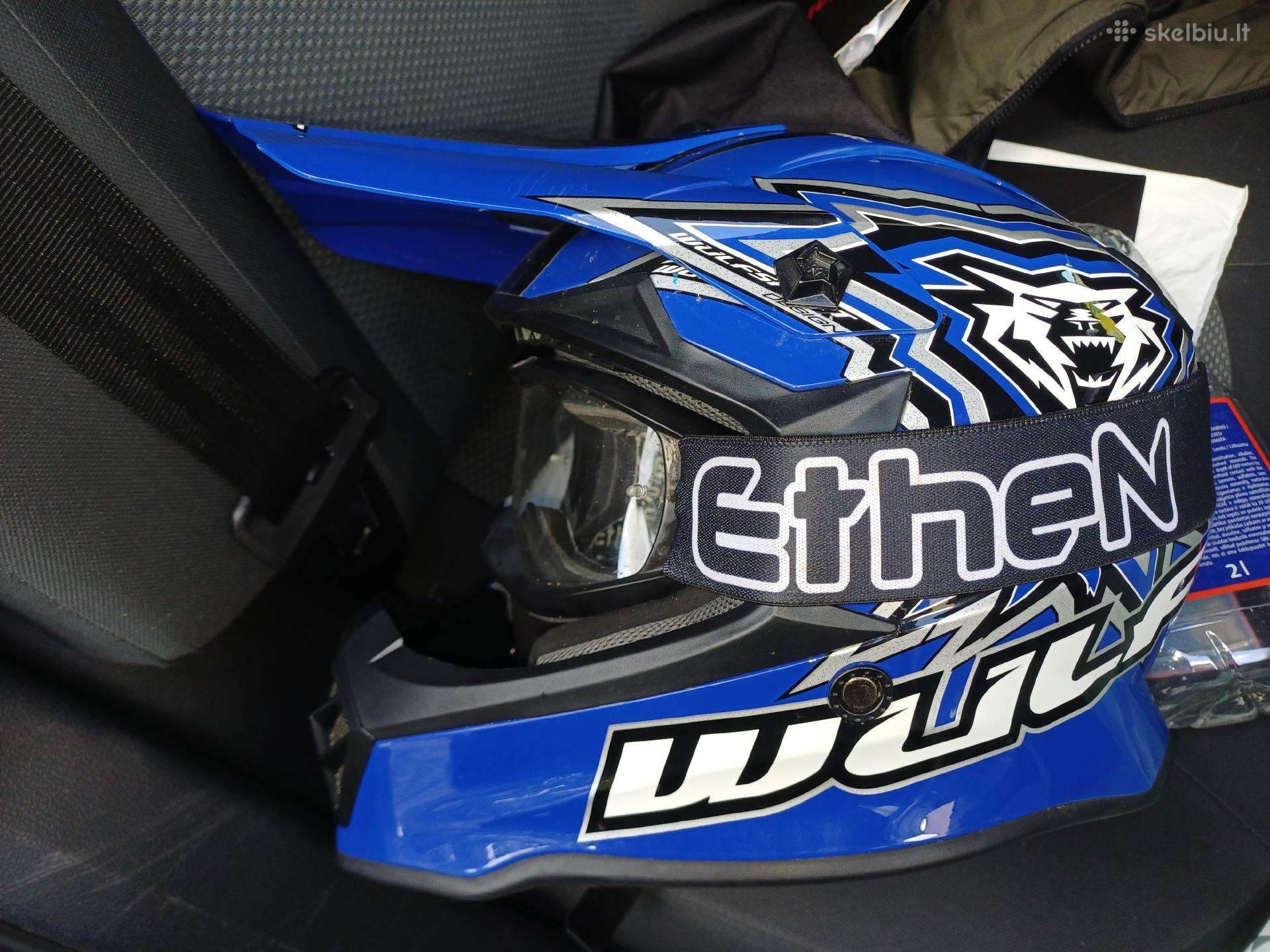 Parduodamas Keturačio Enduro Supermoto šalmas