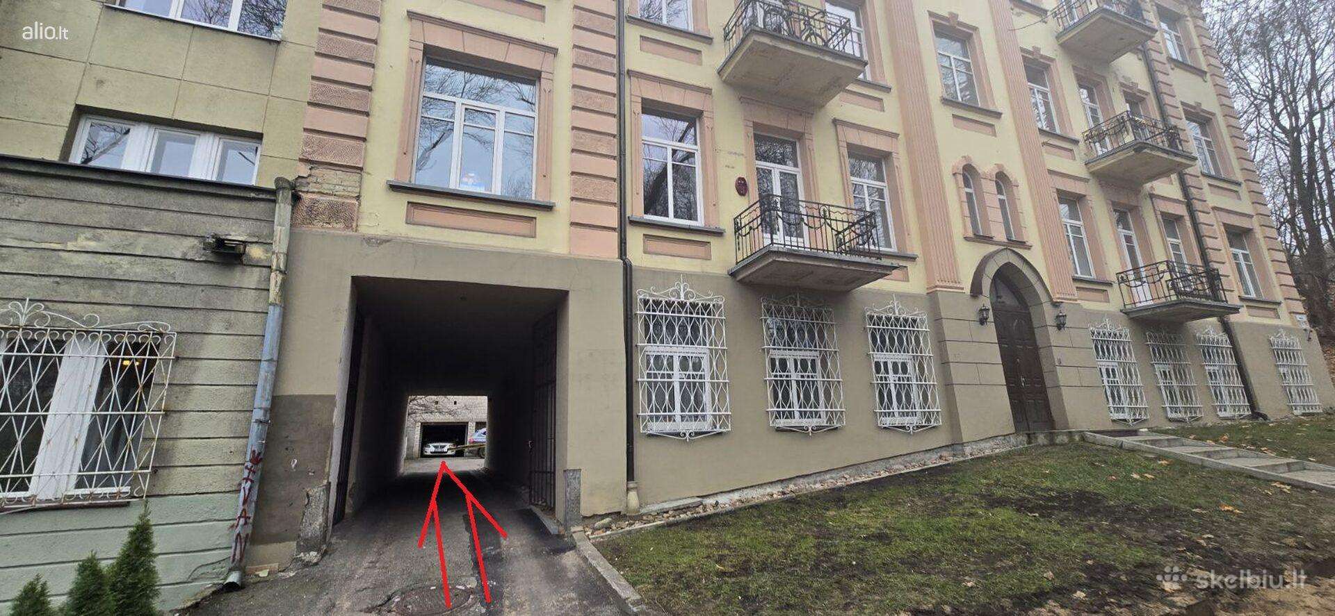 Parkingo vieta Vilniaus centre (Tauro g.)