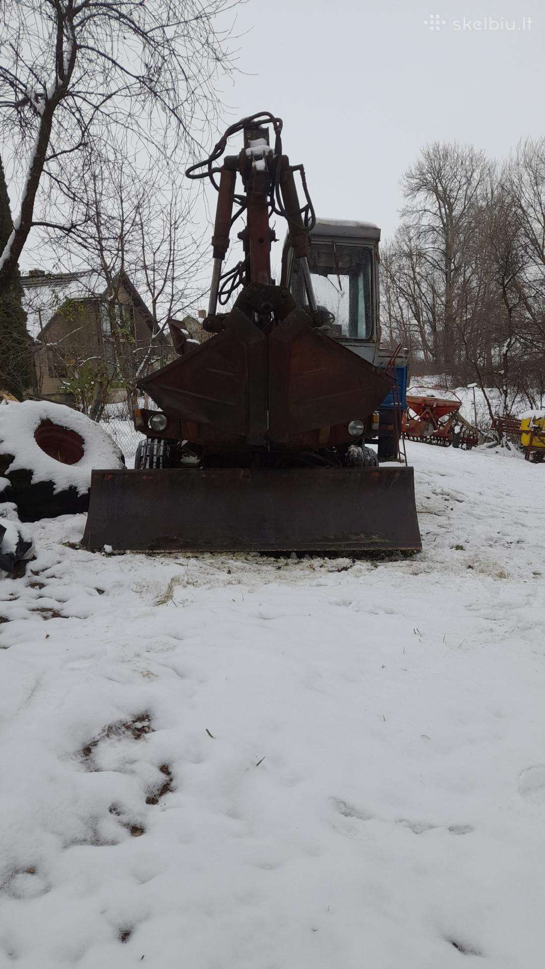 Parduodu ekskavatorių-krautuvą Pea-1,0 "Karpatec"