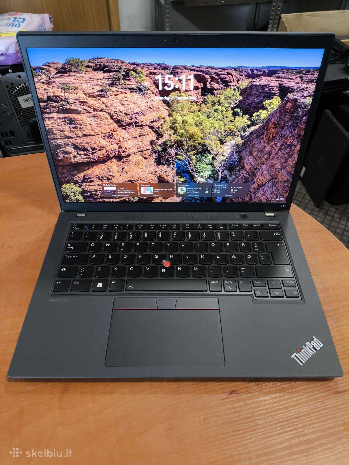 Thinkpad T14 Gen 4 Ryzen 7 7840u 16gb 256gb 1%