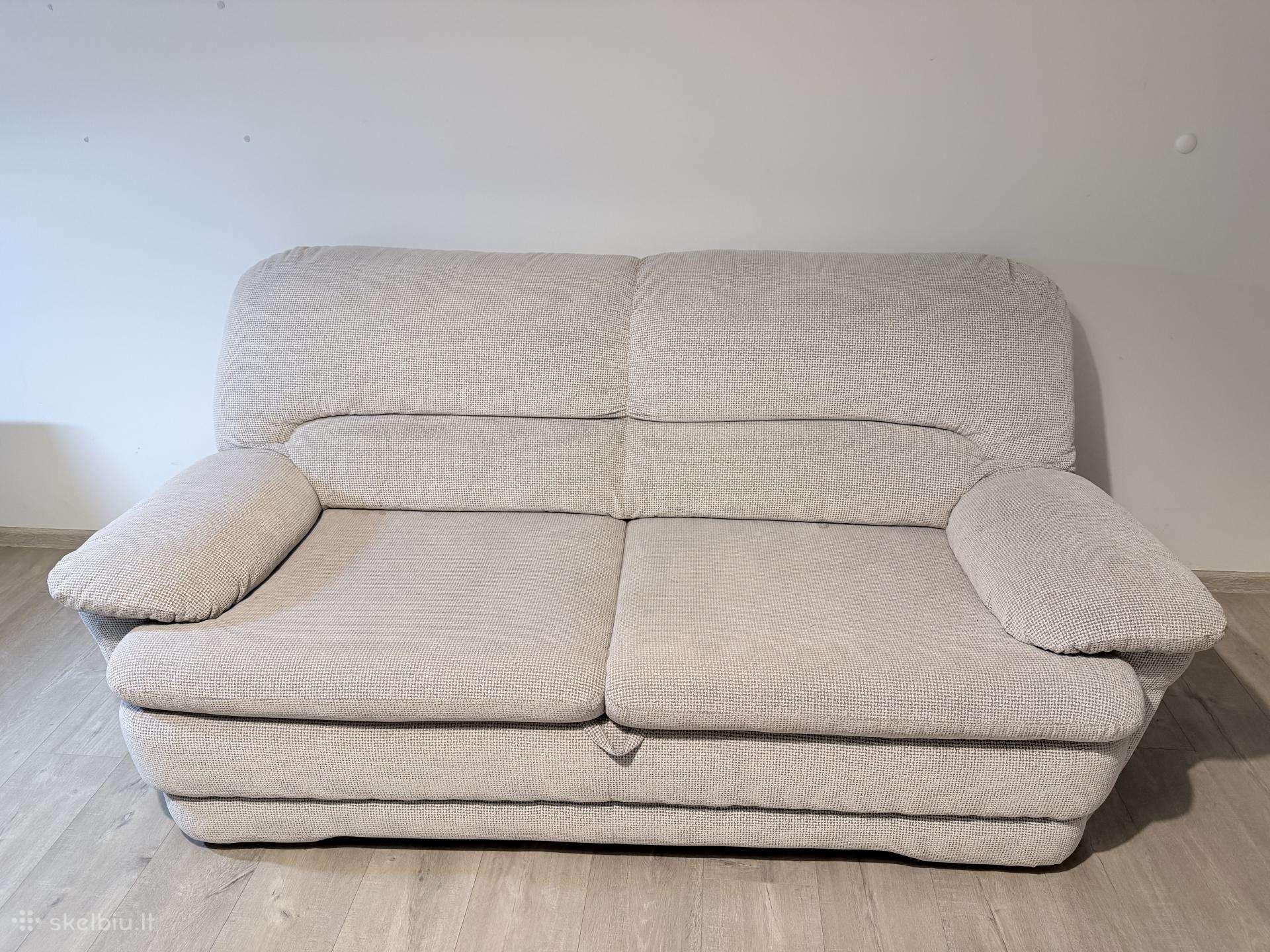 Parduodama sofa