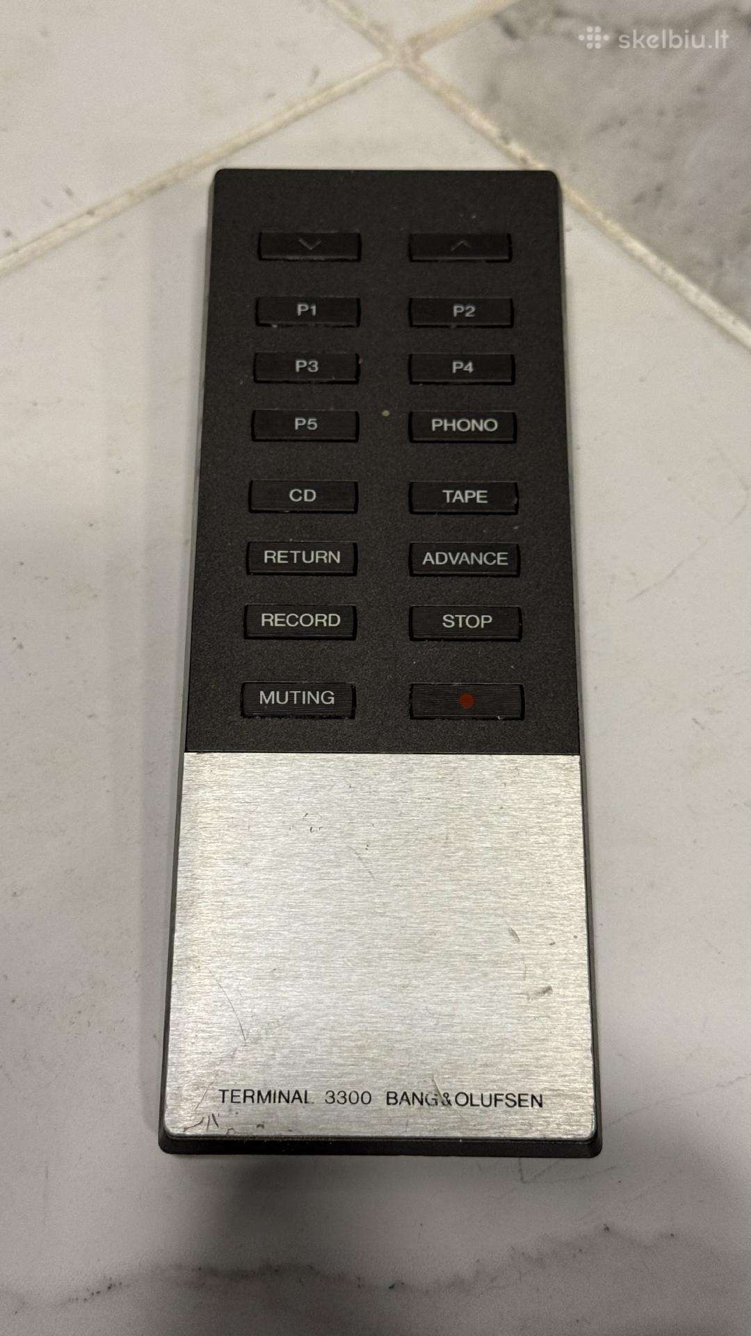 Bang Olufsen Terminal 3300 pultas