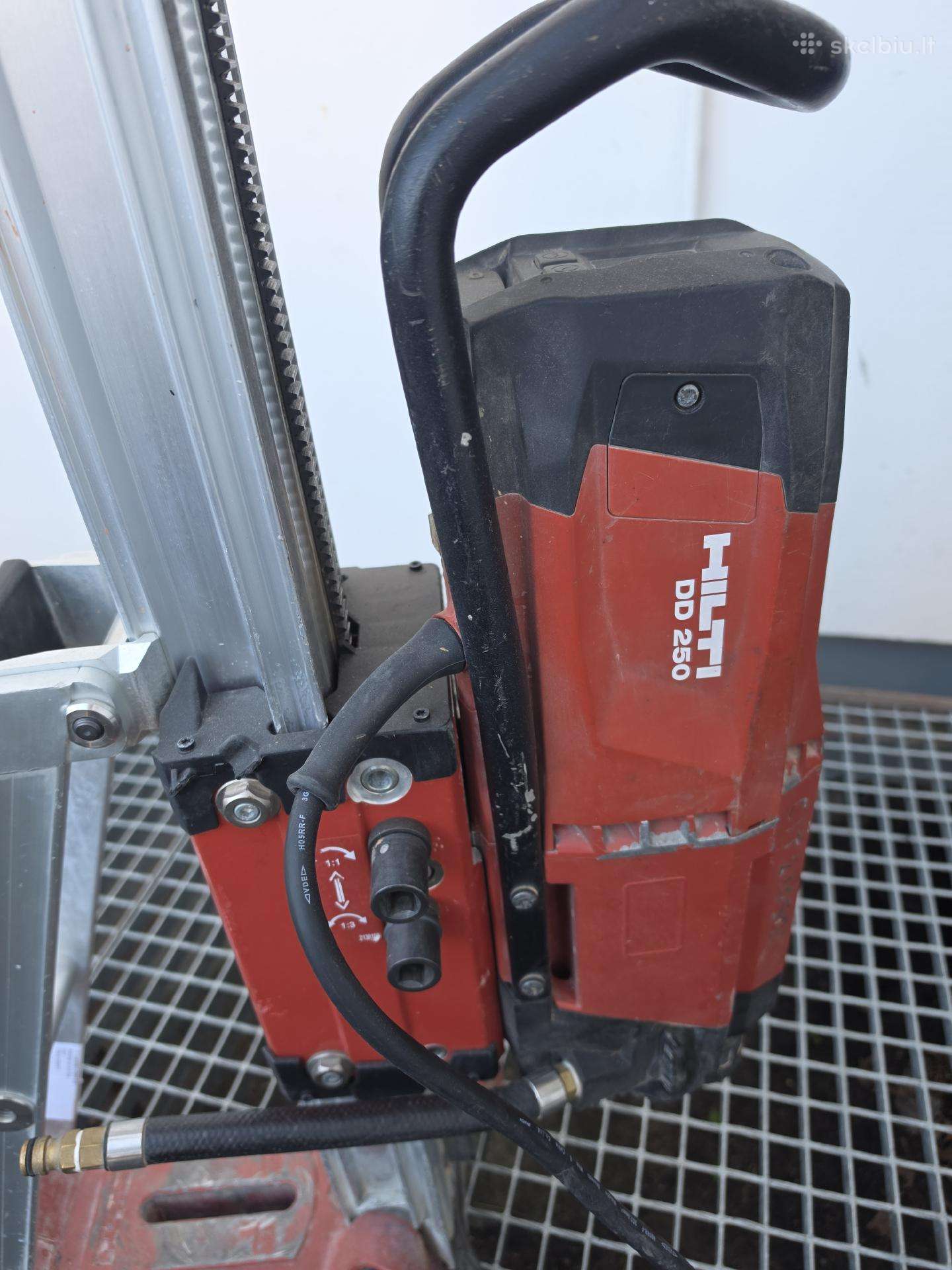 Hilti Deimantiniu karunu gražtas