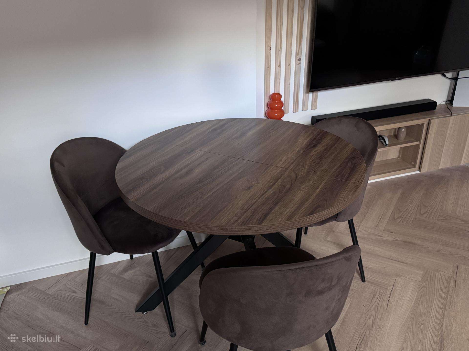 Stalas 100-150cm