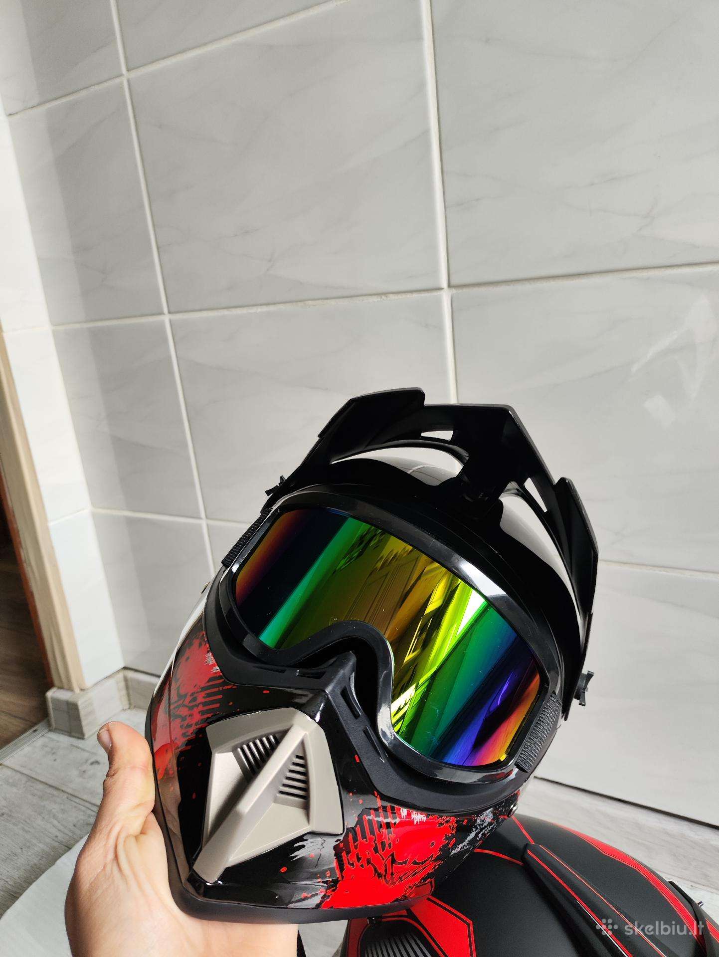 Nauji Vaikiški Motokrosinio tipo šalmai + akiniai