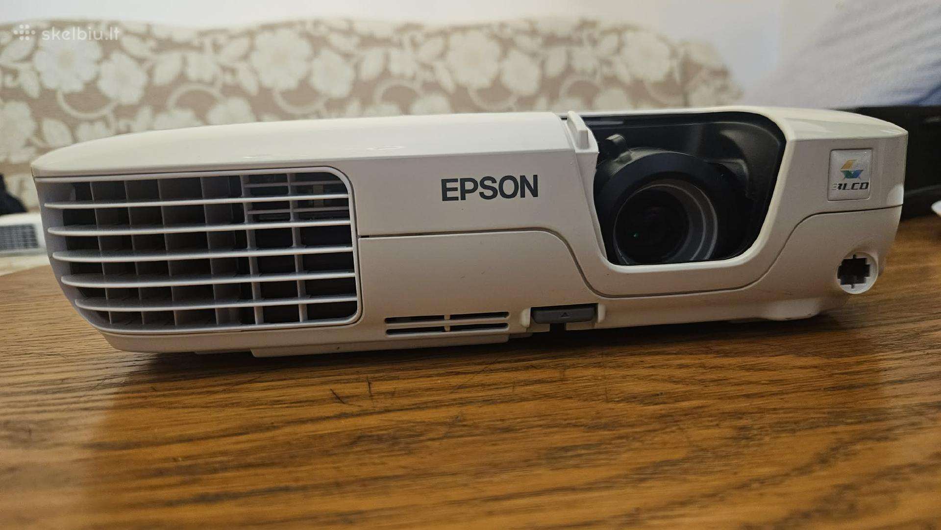 Epson Eb-x9 3lcd projektorius