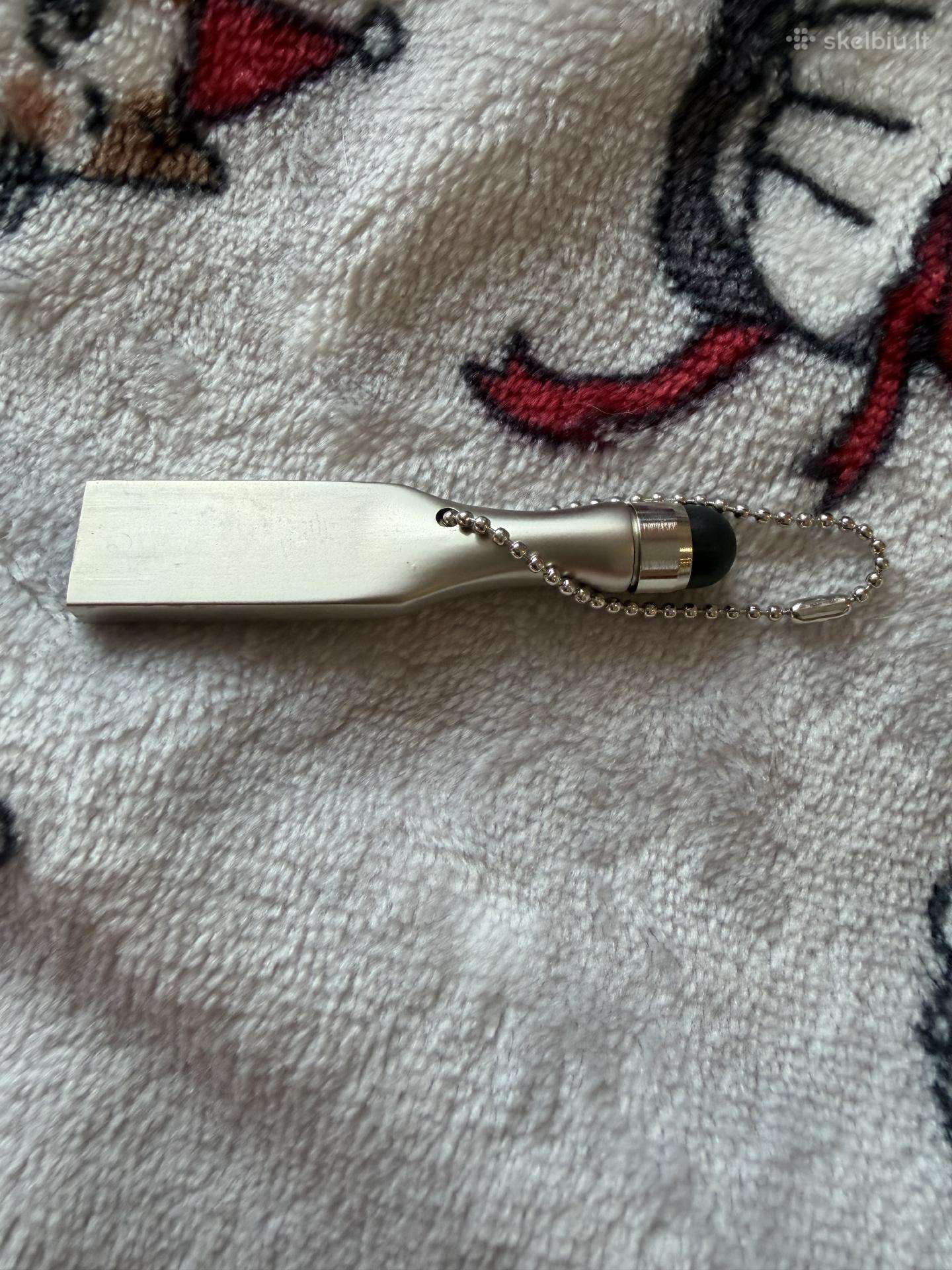 3usb atminties raktai