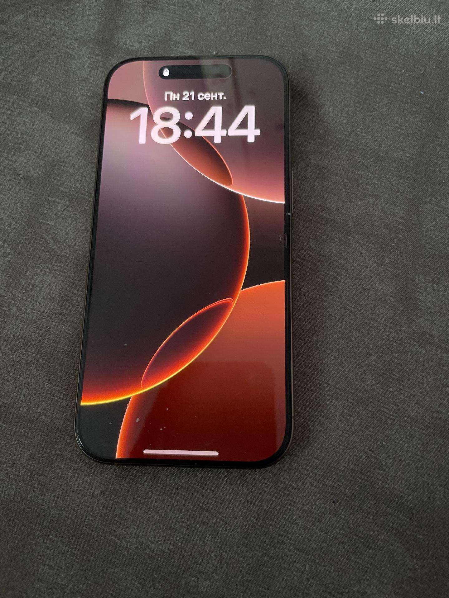 Parduodu iPhone 16 pro desert titanium