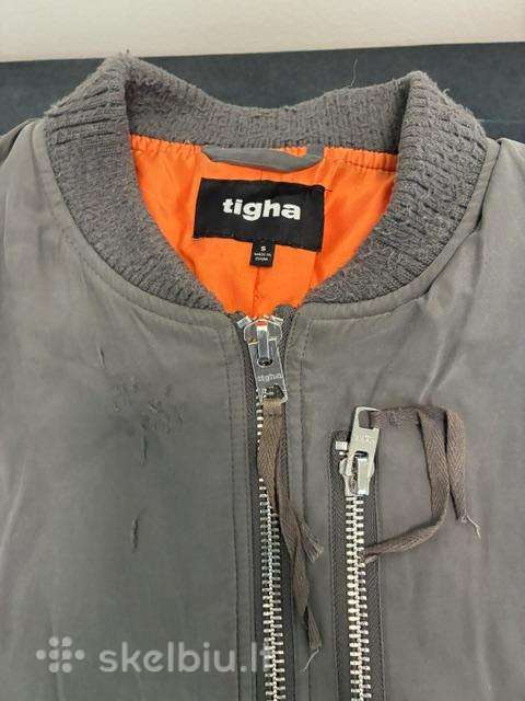 Tigha „distressed“ stiliaus bomber striukė S dydis