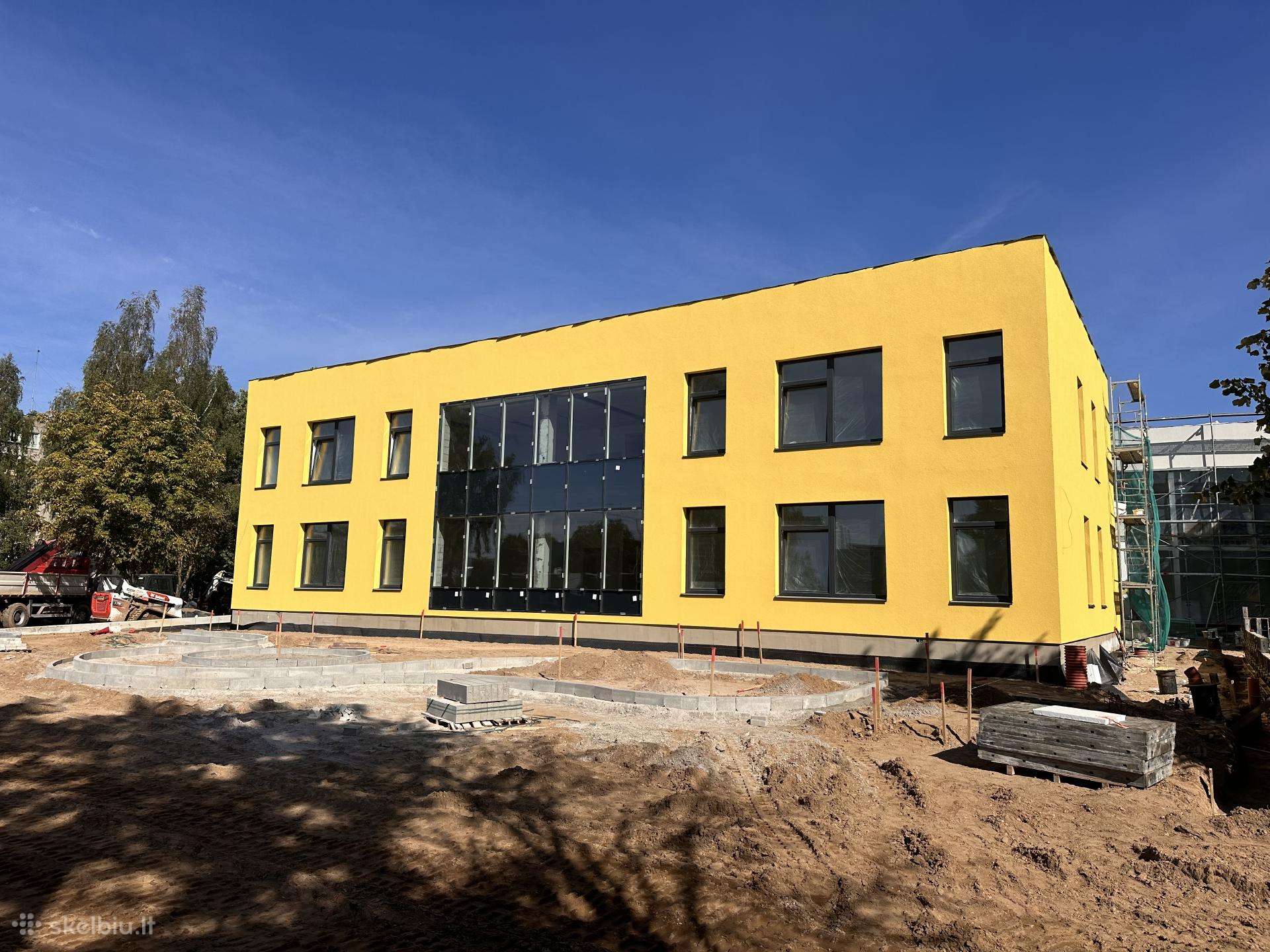 Reikalingi fasadininkai