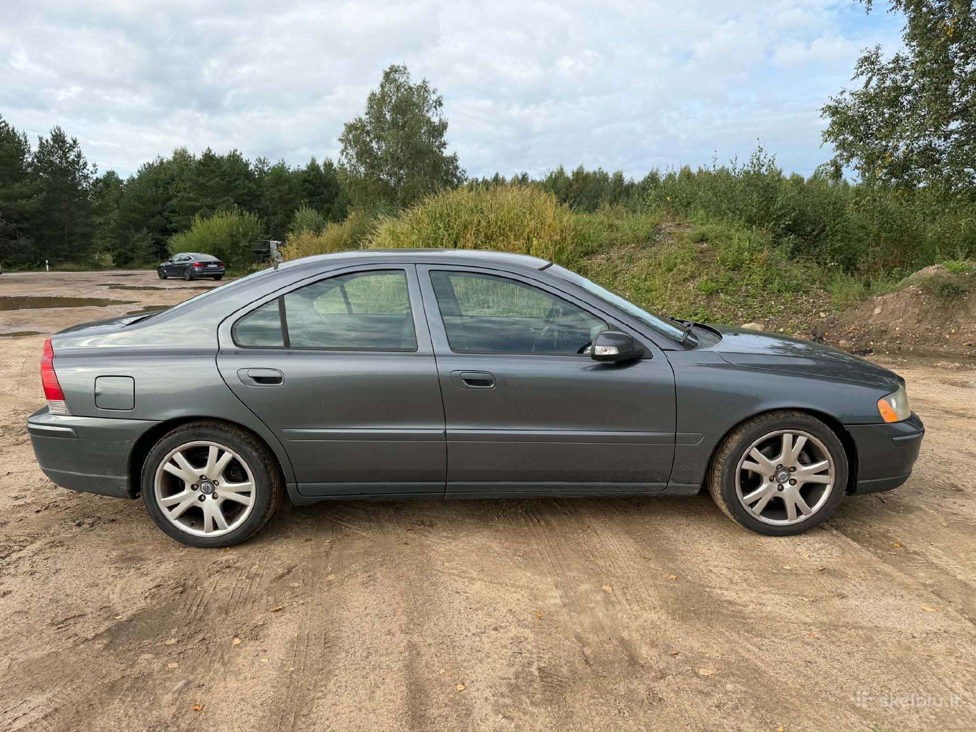 Volvo automobilis