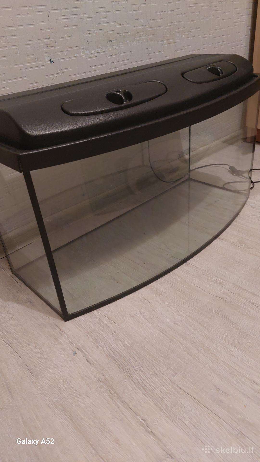Parduodamas labai geros būklės 96l akvariumas