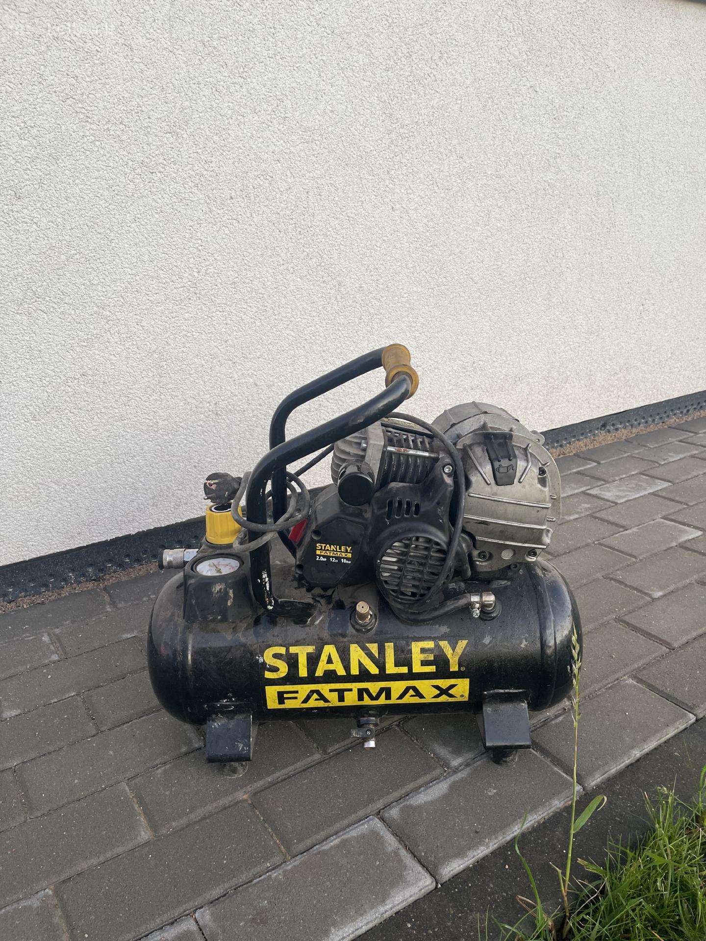 Stanley Fatmax oro kompresorius 12l