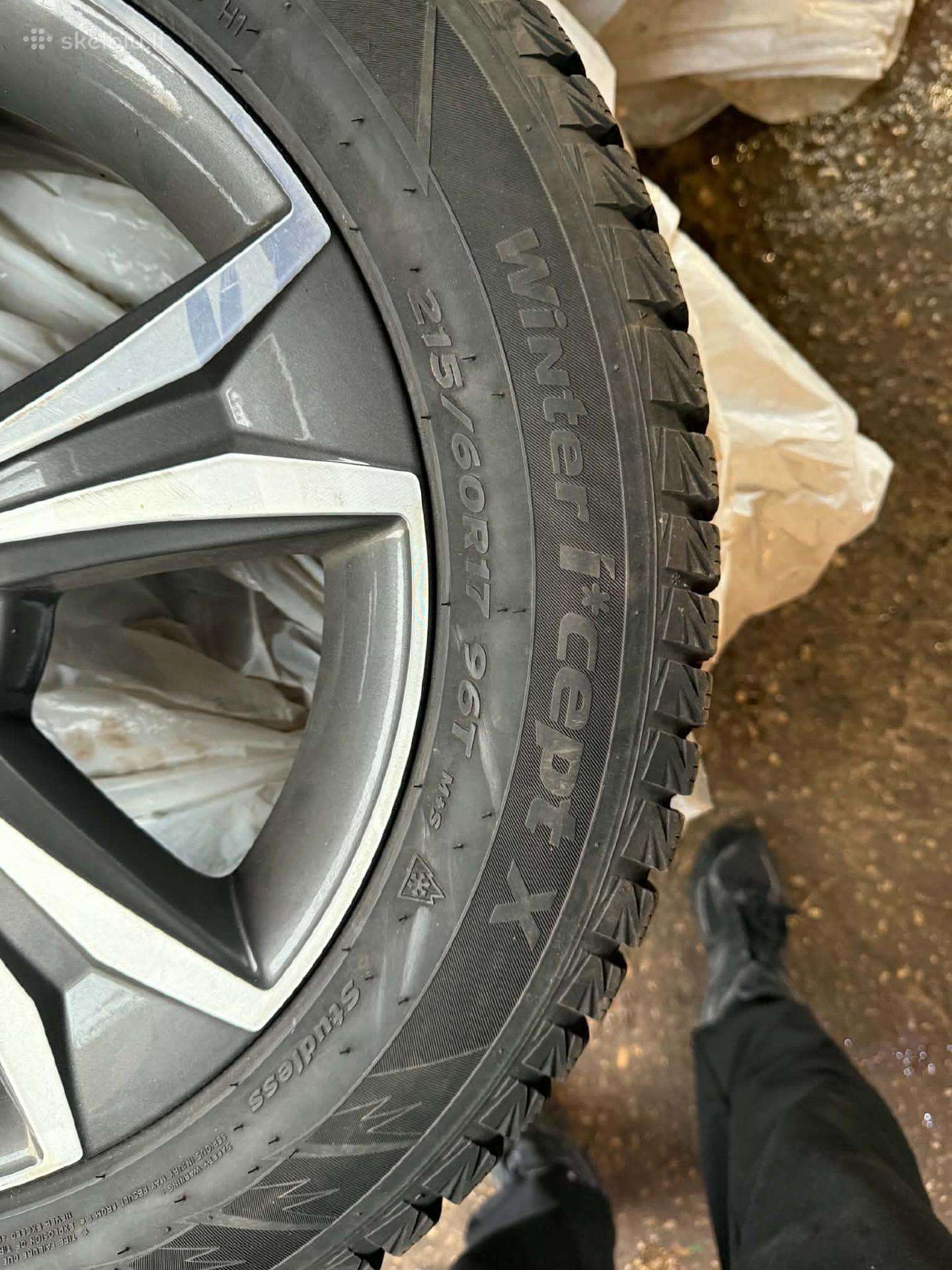 Parduodamos Hankook žieminės padangos