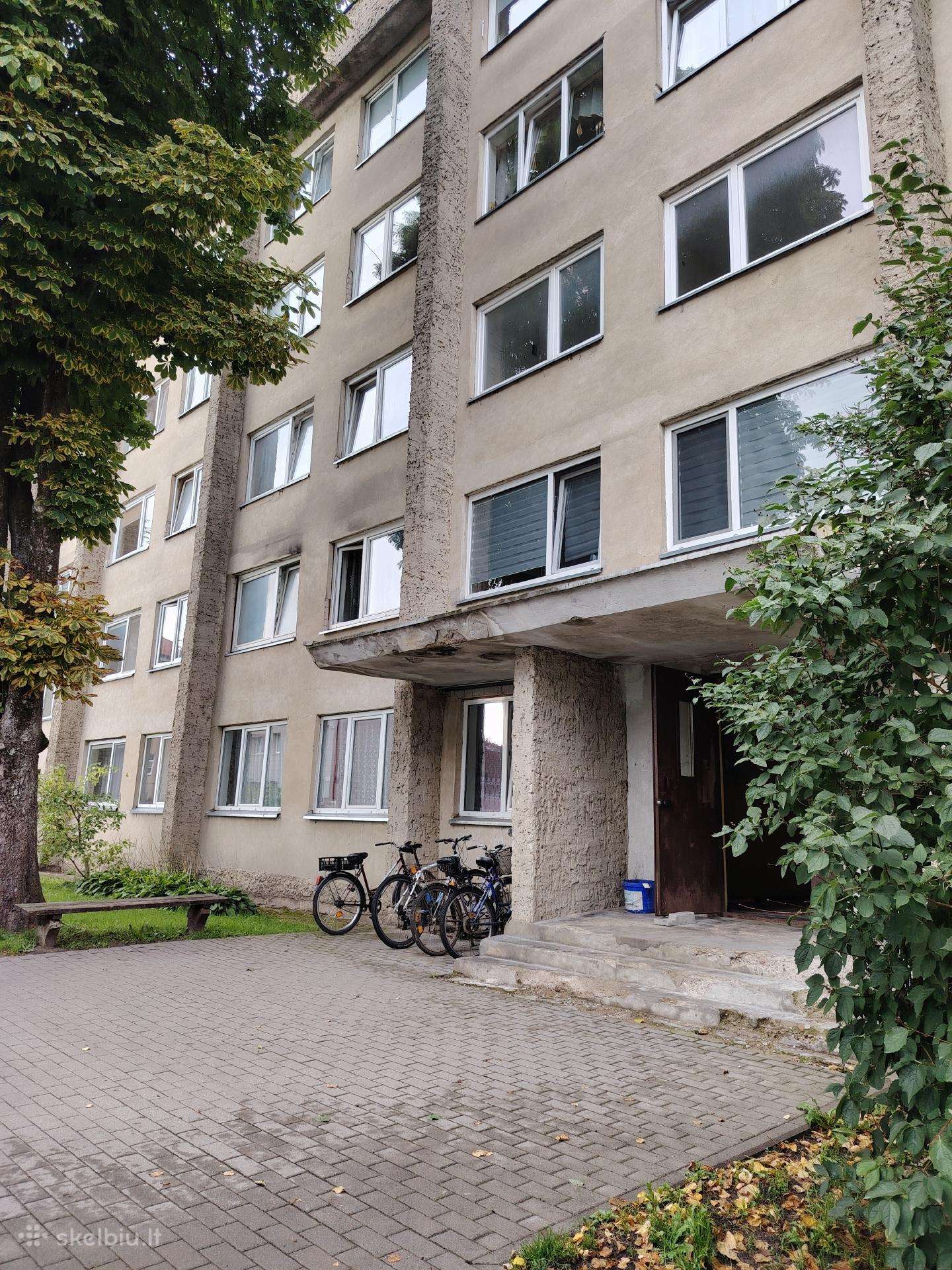Parduodamas Dvejų Kambarių Butas