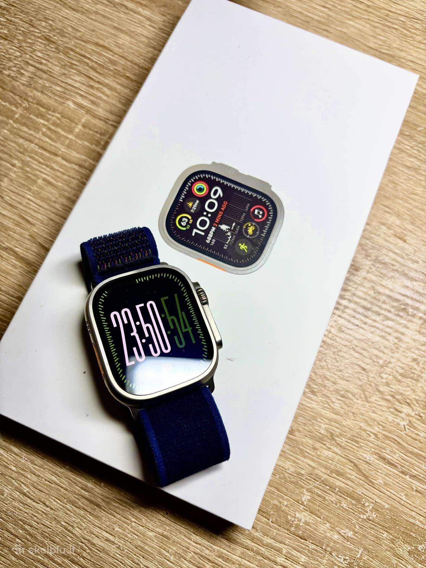 Apple Watch Ultra 2 Titanium