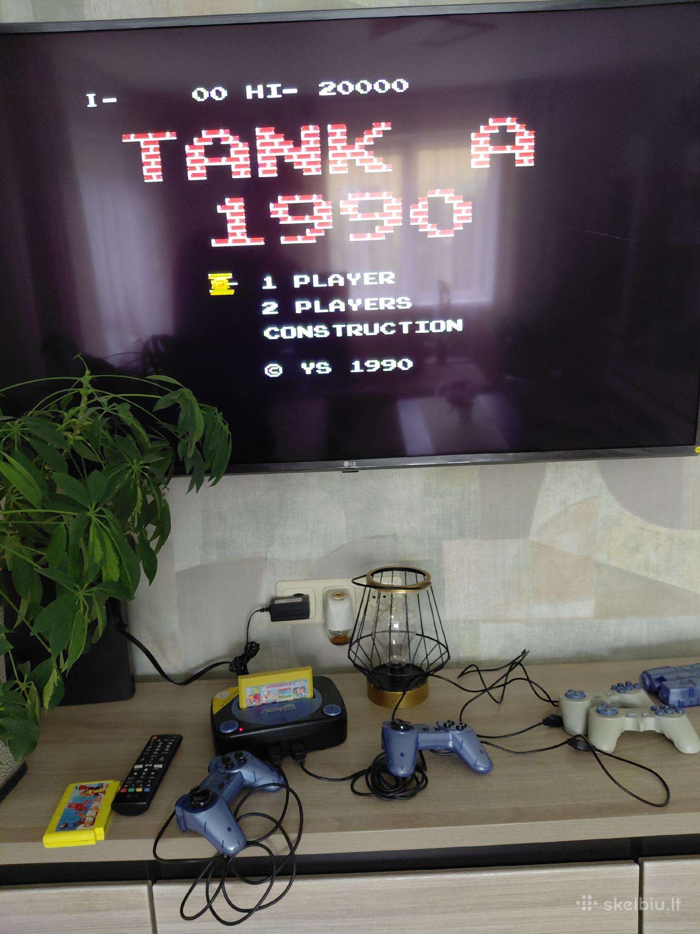 Retro 8bit konsolė