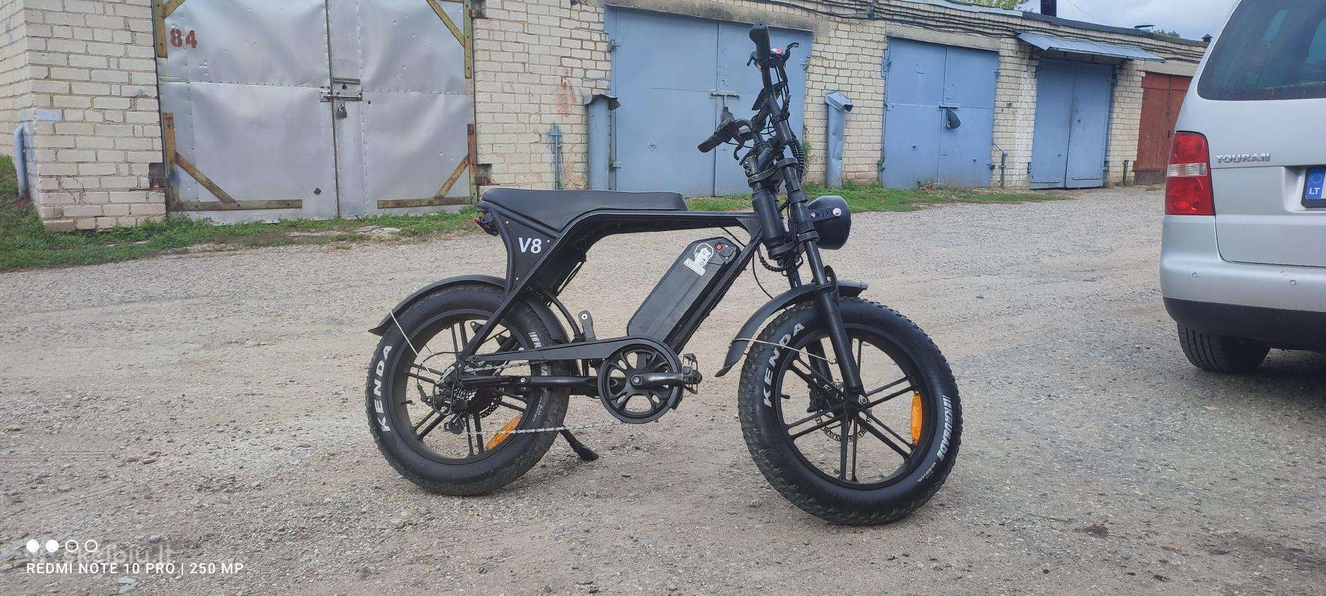 250w V8 Fatbike