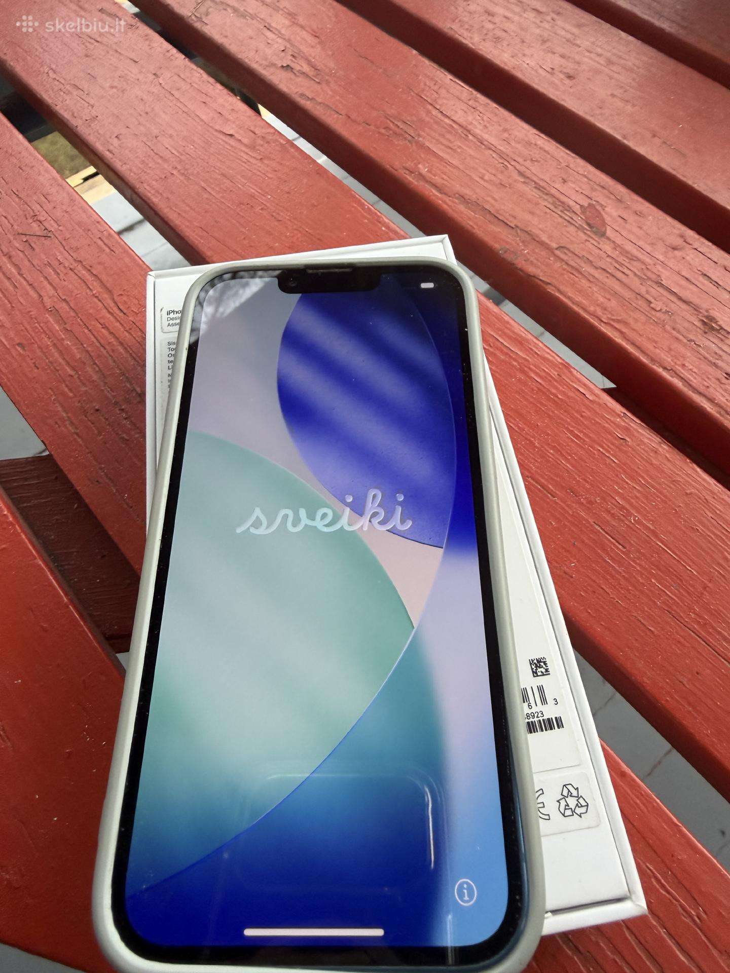 iPhone 13