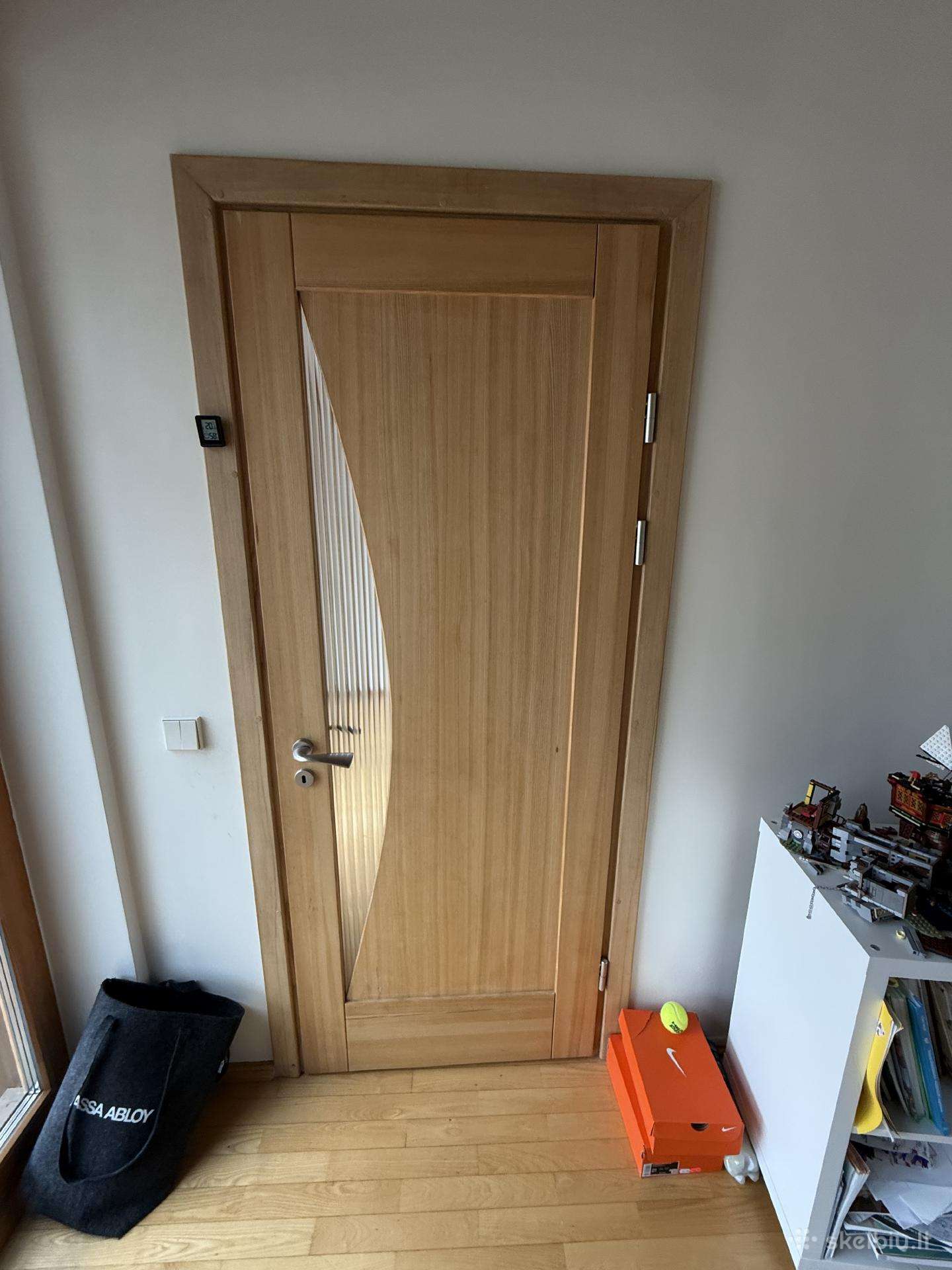 Uosio masyvo durys 7vnt.