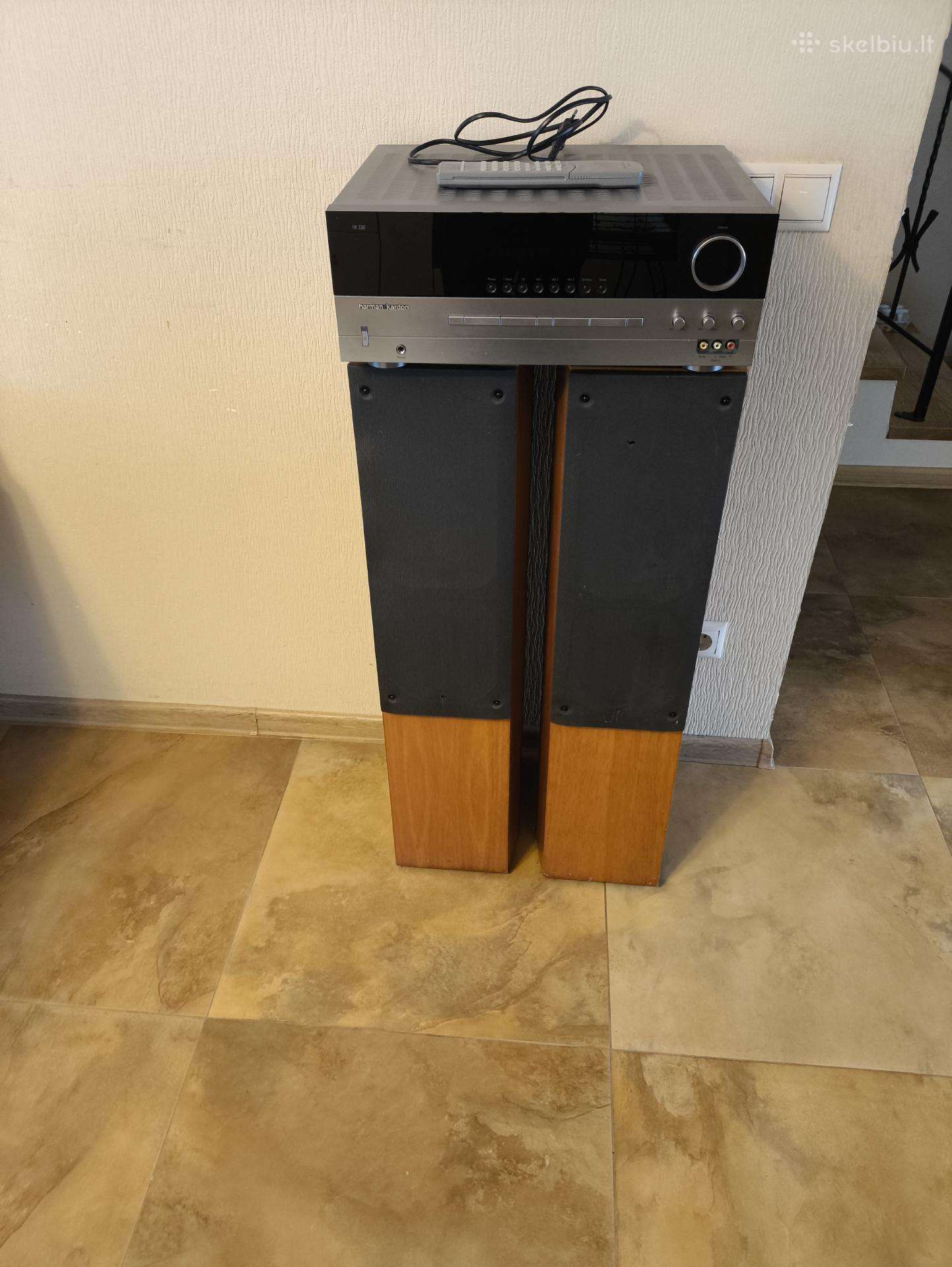 Jbl Xti 60 ir Receiverį Harman Kardon Hk3380