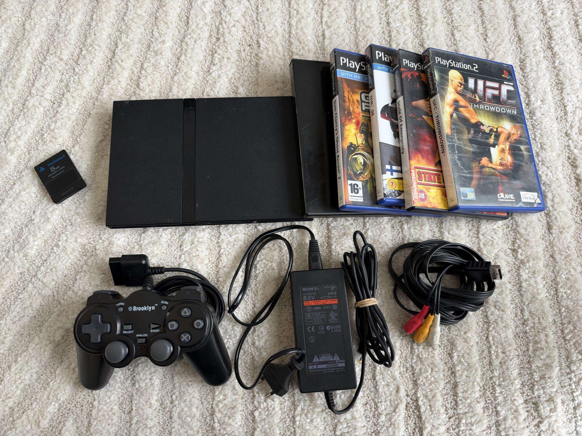 Playstation 2 slim ps2