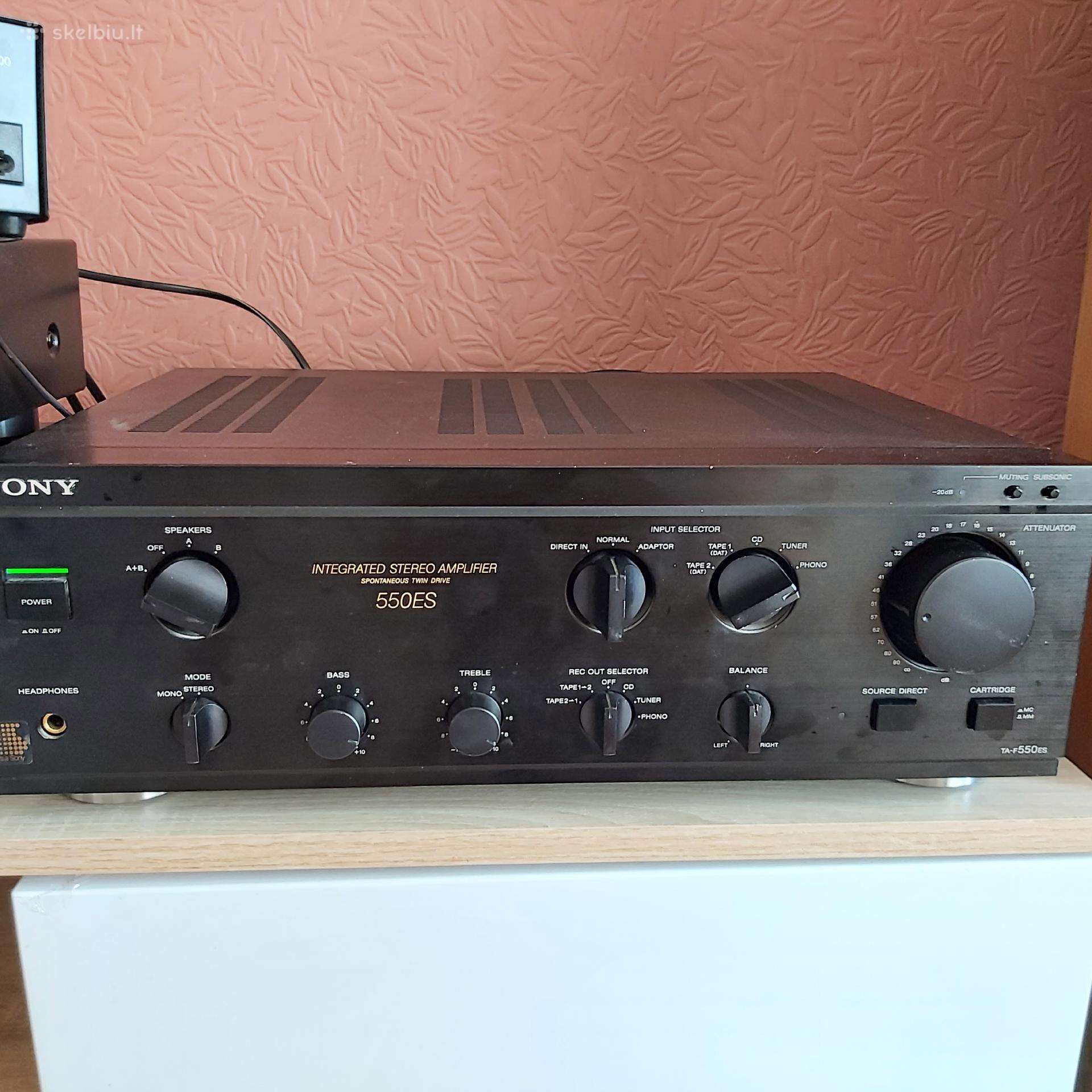 Sony Ta-f550es
