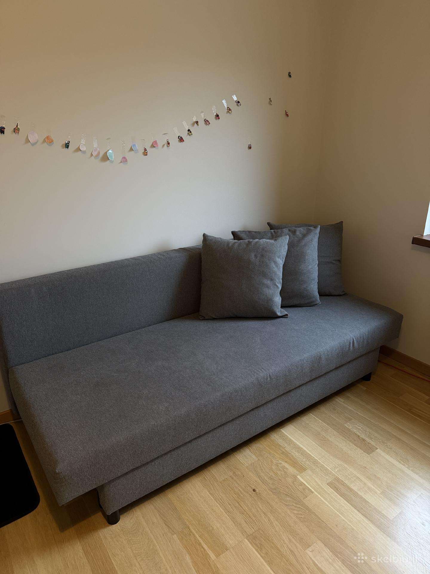 Ikea Sofa-lova